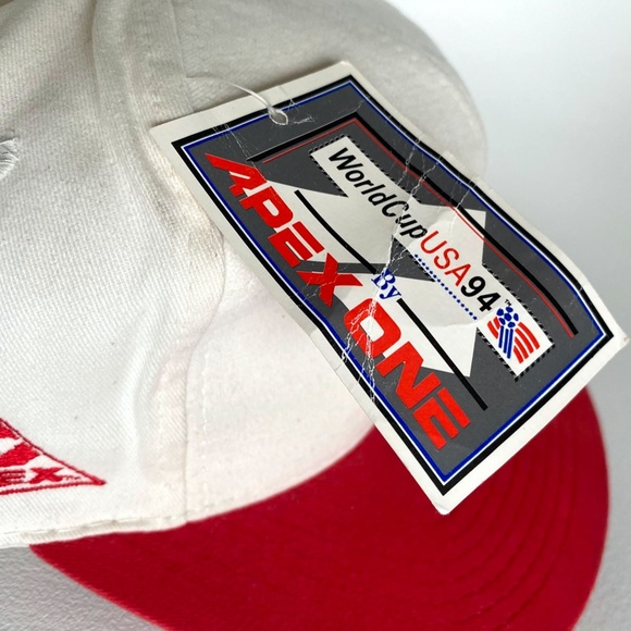 CAMEROON WORLD CUP 1994 RETRO SNAPBACK CAP - Picture 5 of 5